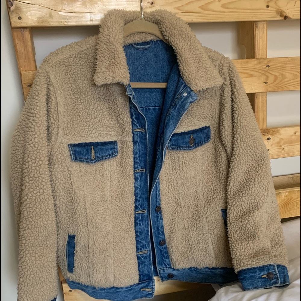 Forever21 sherpa denim jacket